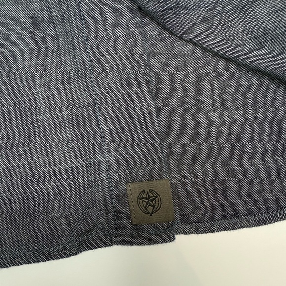 MENS Banana Republic Dark Wash Gray Untucked Slim-fit Button Chambray Shirt, XS - Picture 10 of 14